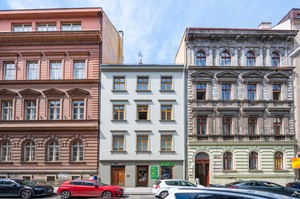 Prodej vybaveného bytu 2+1 (77m2), Praha 1